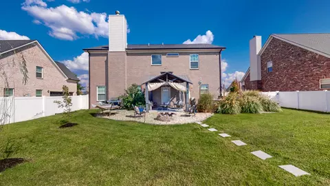 Exterior - 516 Eagleview Dr, Eagleville, TN 37060 photo 5 of 9