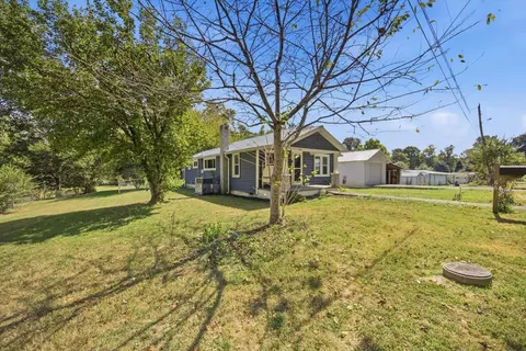 Exterior - 66 Davis St, Dunlap, TN 37327 photo 2 of 17
