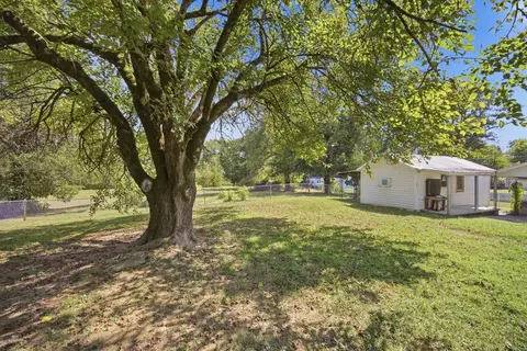Exterior - 66 Davis St, Dunlap, TN 37327 photo 13 of 17