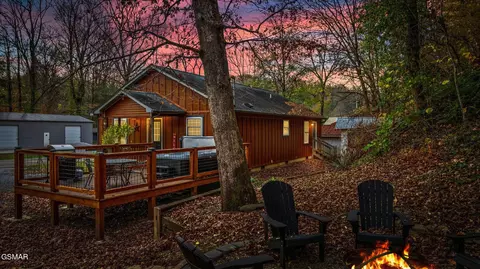 5337 Pittman Center Rd, Sevierville, TN 37876