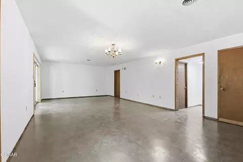 Living - 7366 Circle Point Dr, Talbott, TN 37877 photo 1 of 3