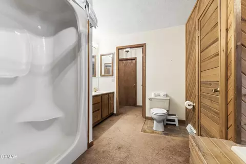 Bath - 7366 Circle Point Dr, Talbott, TN 37877 photo 4 of 9