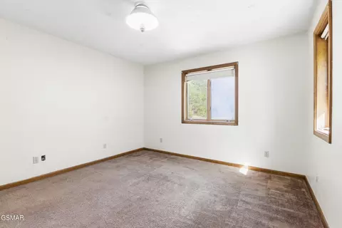 Bedroom - 7366 Circle Point Dr, Talbott, TN 37877 photo 4 of 6