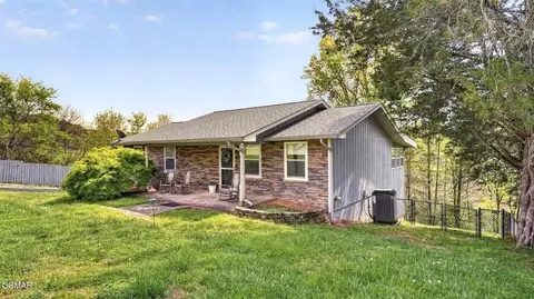 1214 Cherokee Circle Dr, Sevierville, TN 37862