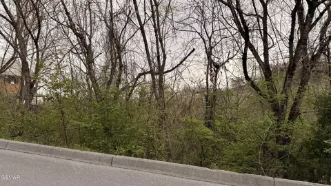 4 Hideaway Ridge Cir, Sevierville, TN 37862