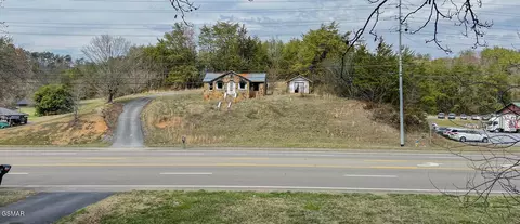 1170 Wears Valley Rd, Pigeon Forge, TN 37863