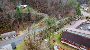 833 Sleepy Hollow Rd, Gatlinburg, TN 37738