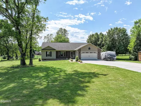 3124 Lazy River Ln, Sevierville, TN 37876