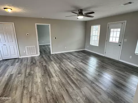719 Parsonage Rd, White Pine, TN 37890 photo 3