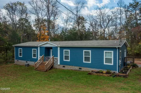 1747 Dumplin Loop Rd, New Market, TN 37820