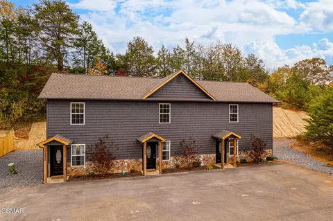 1480 William Holt Blvd, Sevierville, TN 37862