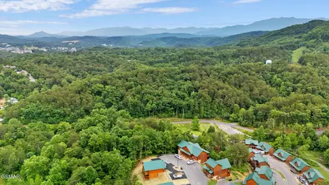 804 String Run Way, Pigeon Forge, TN 37863 photo 28