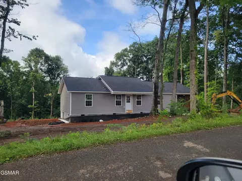 635 Coile Rd, Jefferson City, TN 37760