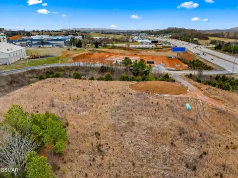3 Winfield Dunn Pkwy, Kodak, TN 37764
