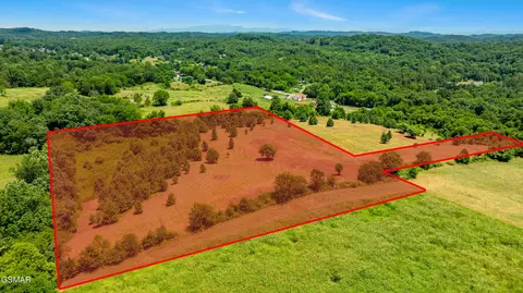 6 Thorngrove Pike, Kodak, TN 37764