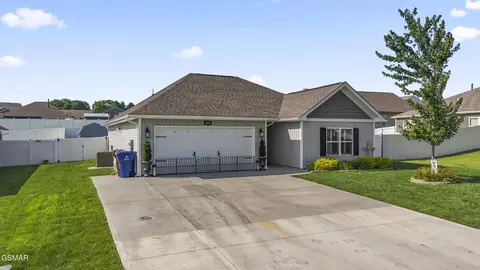 354 Caroline Ct, Talbott, TN 37877 photo 3