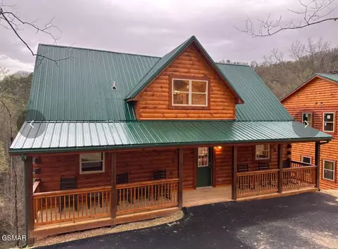 821 String Run Way, Pigeon Forge, TN 37863 photo 16