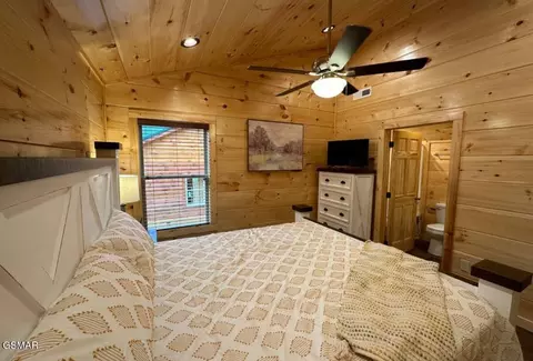 821 String Run Way, Pigeon Forge, TN 37863 photo 40