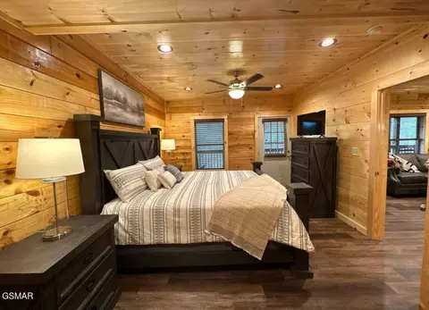 821 String Run Way, Pigeon Forge, TN 37863 photo 36