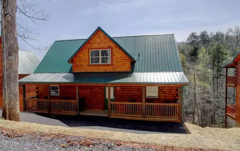 821 String Run Way, Pigeon Forge, TN 37863 photo 58