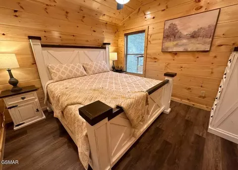 821 String Run Way, Pigeon Forge, TN 37863 photo 18