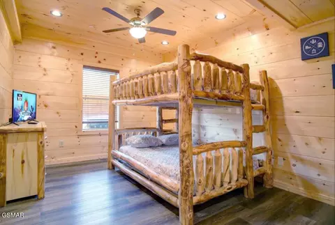 821 String Run Way, Pigeon Forge, TN 37863 photo 43