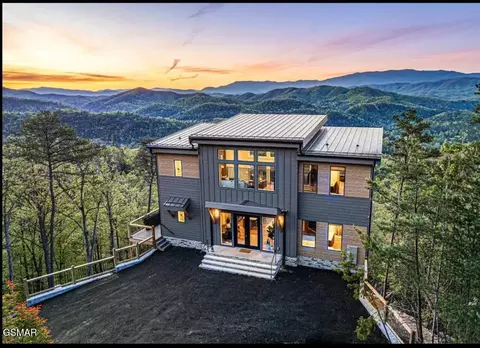 937 Autumn Ridge Way, Sevierville, TN 37876