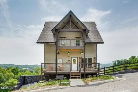 1654 Veterans Blvd #17, Sevierville, TN 37862