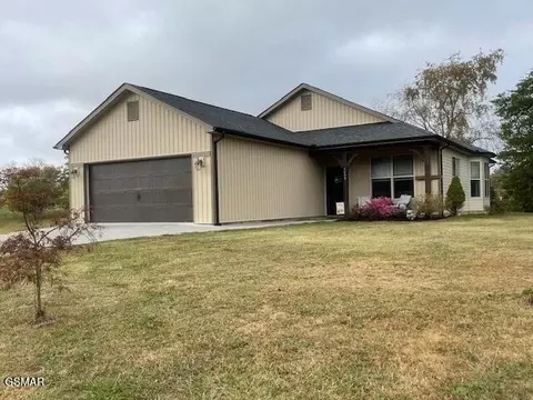 1008 Towns View Dr, Seymour, TN 37865