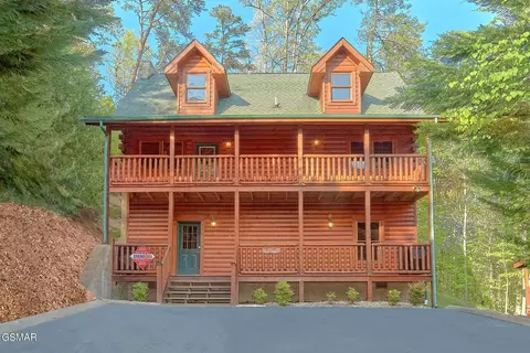306 Mountain Park Way, Pigeon Forge, TN 37863