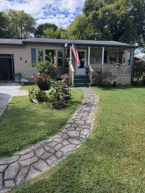 444 Valley St, Morristown, TN 37813