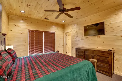 3215 Mayes Loop Rd, Pigeon Forge, TN 37863 photo 18