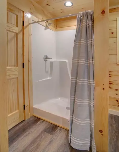 852 String Run Way, Pigeon Forge, TN 37863 photo 12