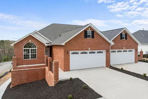1903 Scarlett Meadows Dr, Sevierville, TN 37876