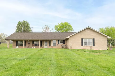 525 Southview Cir, Kodak, TN 37764