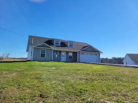 329 Pin Oak, New Market, TN 37820