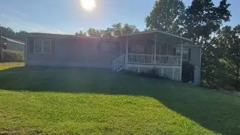 9706 Cannon Ln, Strawberry Plains, TN 37871