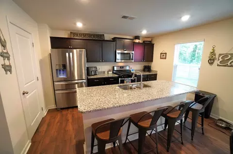 877 Greene Meadows Dr, Talbott, TN 37877 photo 3