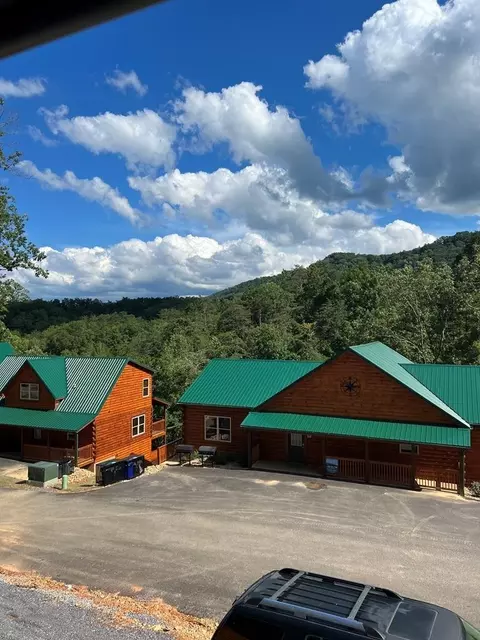 826 String Run Way, Pigeon Forge, TN 37863 photo 53
