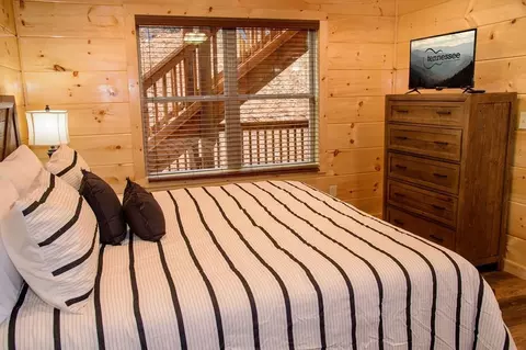 826 String Run Way, Pigeon Forge, TN 37863 photo 31
