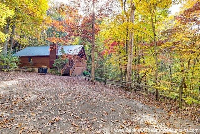 3354 Twin City Way, Pigeon Forge, TN 37863