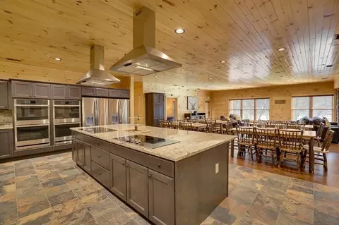 3219 Mayes Loop Rd, Pigeon Forge, TN 37863 photo 15