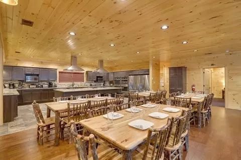3219 Mayes Loop Rd, Pigeon Forge, TN 37863 photo 35
