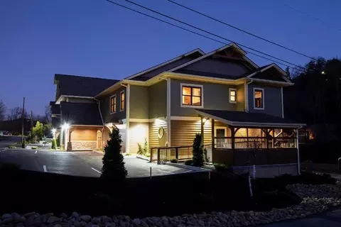 3223 Mayes Loop Rd, Pigeon Forge, TN 37863 photo 2