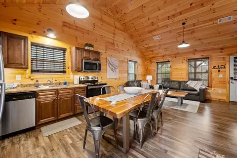 535 Golf Rd, Pigeon Forge, TN 37863 photo 15