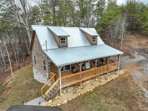 535 Golf Rd, Pigeon Forge, TN 37863 photo 2