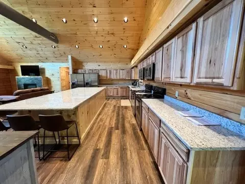 825 String Run Way, Pigeon Forge, TN 37863 photo 21