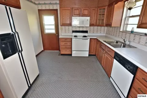 354 Webb Rd, Townsend, TN 37882 photo 10