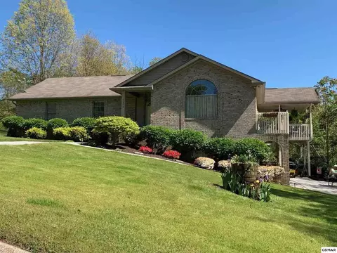 7373 Circle Point Dr, Talbott, TN 37877 photo 1
