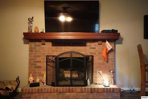 7373 Circle Point Dr, Talbott, TN 37877 photo 18